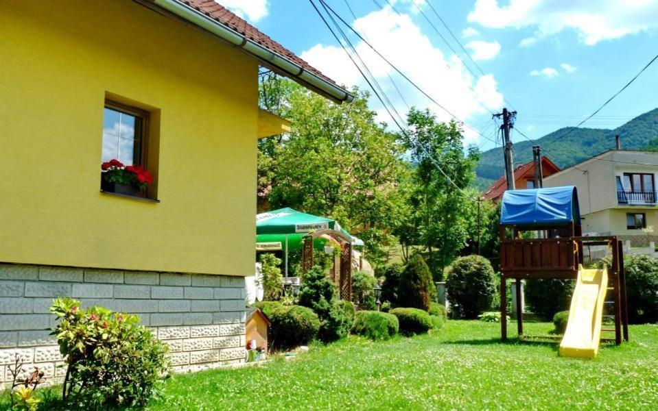 Relax Penzion U Adama Dolná Tižina Bagian luar foto
